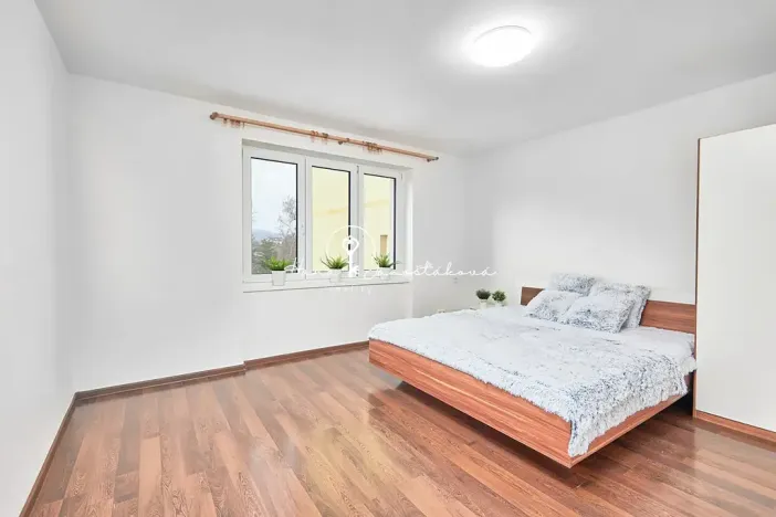 Prodej bytu 1+1, Benešov nad Černou, 43 m2