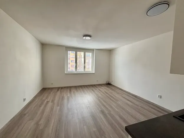 Prodej bytu 1+kk, Praha - Strašnice, V předpolí, 30 m2
