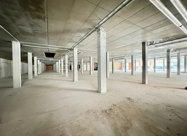 Pronájem obchodního prostoru, Hradec Králové, Kollárova, 3447 m2