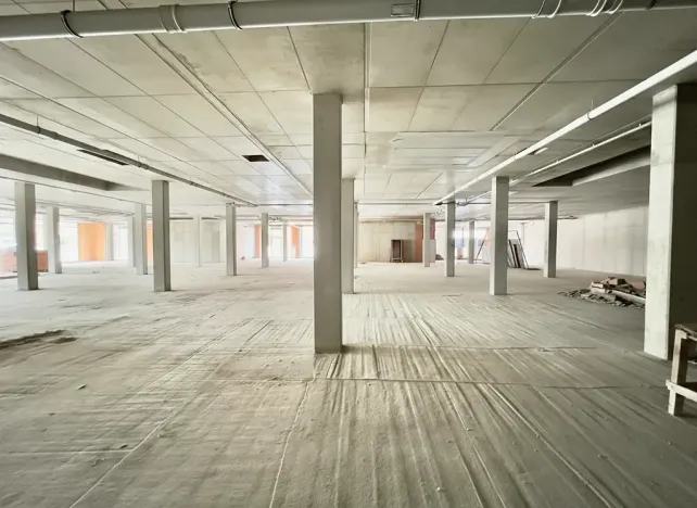 Pronájem obchodního prostoru, Hradec Králové, Kollárova, 3447 m2