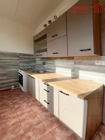 Pronájem bytu 2+1, Chomutov, Zahradní, 51 m2