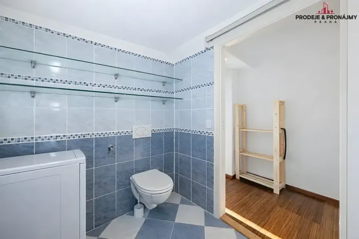 Prodej bytu 1+kk, Praha - Holešovice, Vinařská, 25 m2