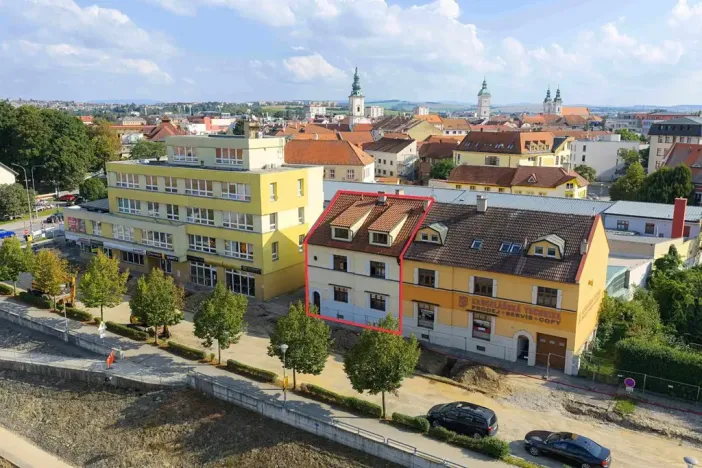 Prodej vily, Uherské Hradiště, Svatojiřské nábřeží, 293 m2