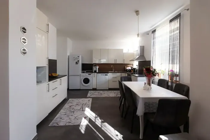 Prodej vily, Uherské Hradiště, Svatojiřské nábřeží, 293 m2