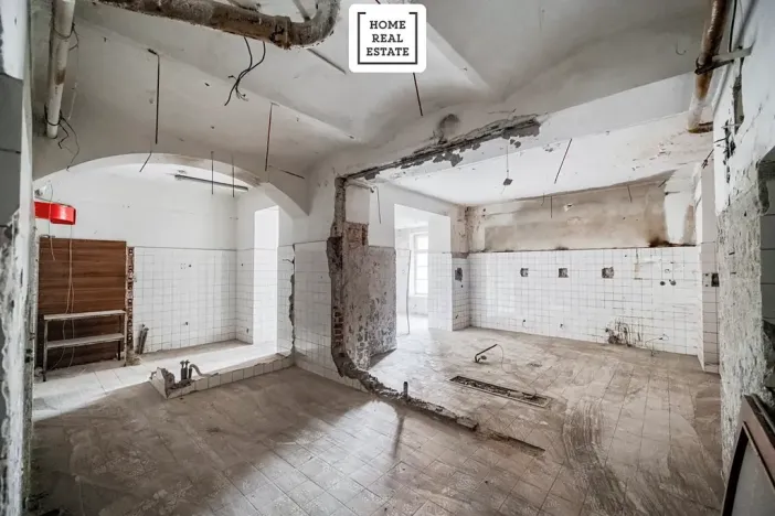 Prodej vícegeneračního domu, Karlovy Vary, Studentská, 1886 m2