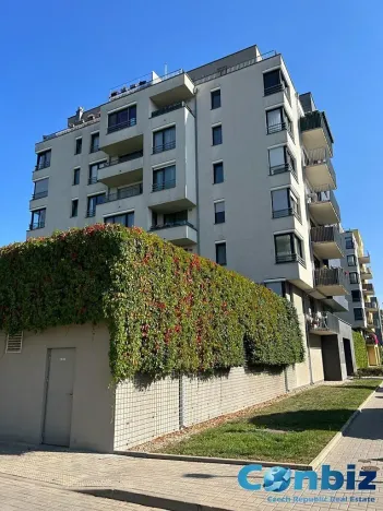 Prodej bytu 2+kk, Praha - Vysočany, Sousedíkova, 50 m2