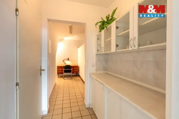 Prodej obchodního prostoru, Postoloprty, Marxovo náměstí, 440 m2