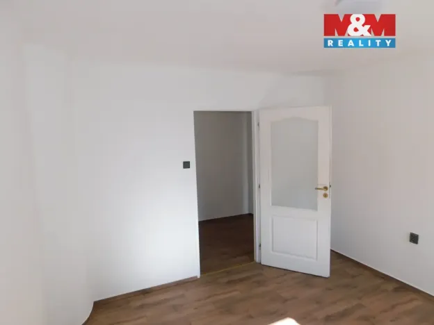 Pronájem bytu 3+1, Cheb, Dlouhá, 89 m2