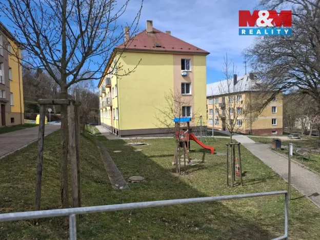 Pronájem bytu 2+1, Plesná, 5. května, 50 m2