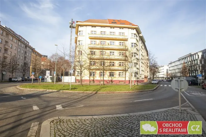Prodej bytu 2+kk, Praha, U Uranie, 36 m2