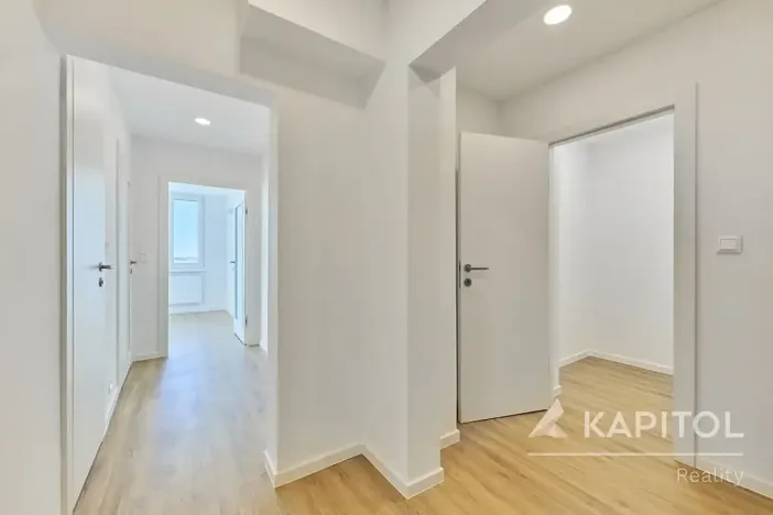 Prodej bytu 3+kk, Praha - Záběhlice, Hledíková, 54 m2