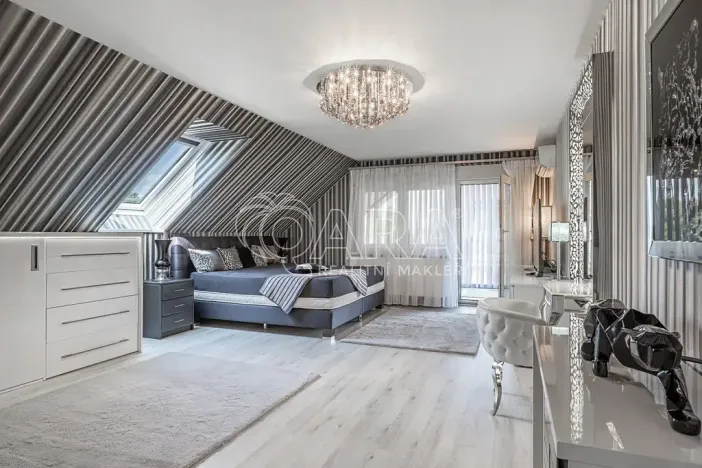 Prodej rodinného domu, Zeleneč, Štefánikova, 540 m2