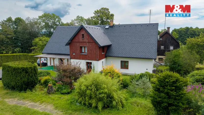 Prodej rodinného domu, Pěnčín, 323 m2