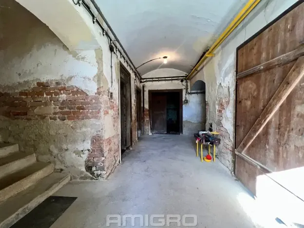 Prodej činžovního domu, Ostrovačice, náměstí Viléma Mrštíka, 1000 m2