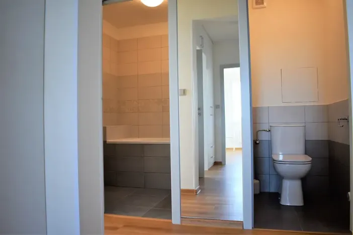 Pronájem bytu 3+kk, Praha - Hostivař, Kozmíkova, 67 m2