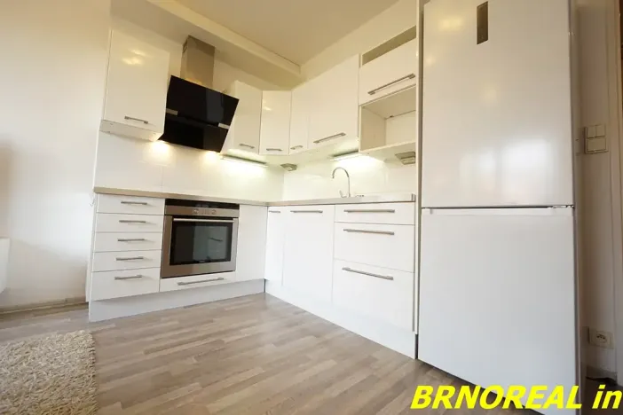 Pronájem bytu 3+kk, Brno, Za kostelem, 58 m2