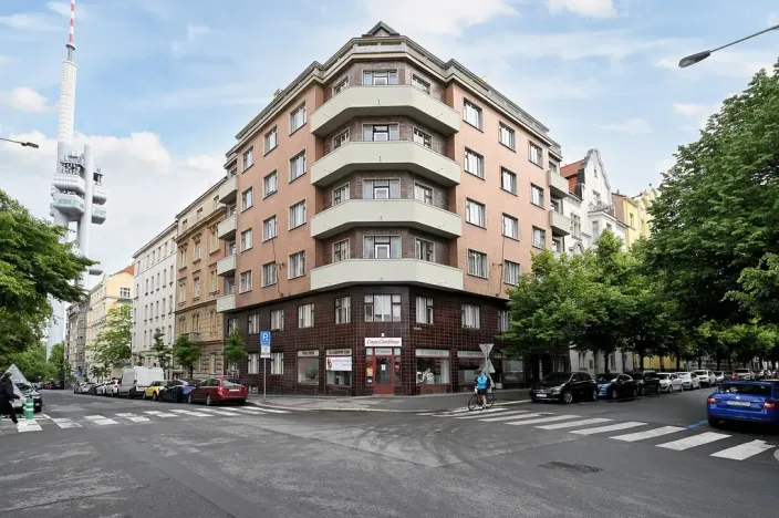 Pronájem bytu 2+1, Praha - Vinohrady, Lucemburská, 81 m2