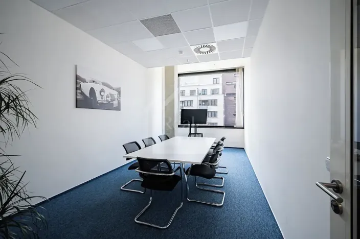 Pronájem kanceláře, Praha - Stodůlky, Laurinova, 330 m2