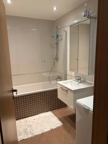 Pronájem bytu 2+kk, Praha - Libeň, Vojenova, 68 m2