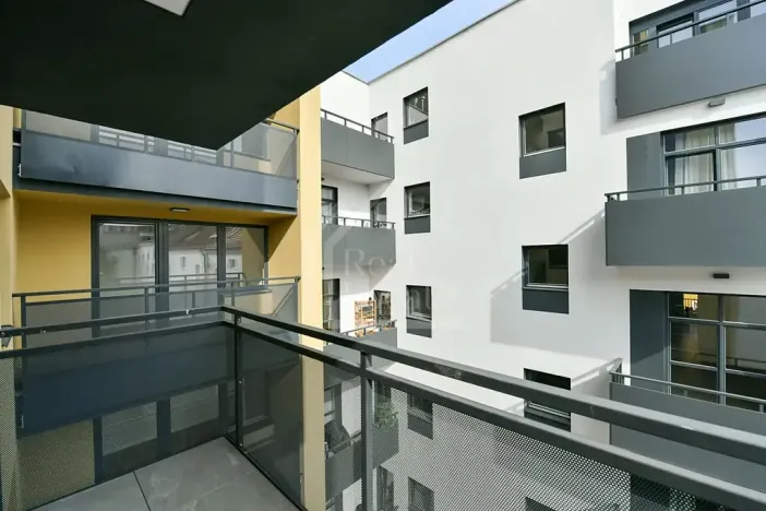 Prodej bytu 2+kk, Praha - Vysočany, V Předním Hloubětíně, 57 m2