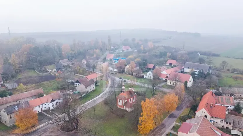 Prodej podílu pozemku, Třebíz, 161602 m2