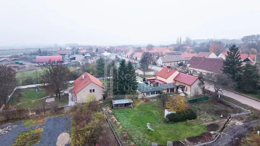 Prodej podílu pozemku, Třebíz, 161602 m2