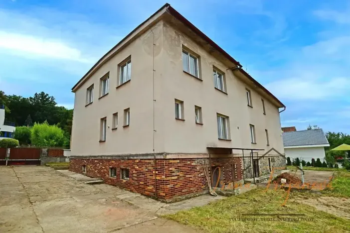 Prodej pozemku pro bydlení, Lštění, Míru, 1933 m2