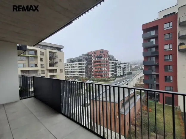 Pronájem bytu 1+kk, Praha - Modřany, Zlochova, 49 m2