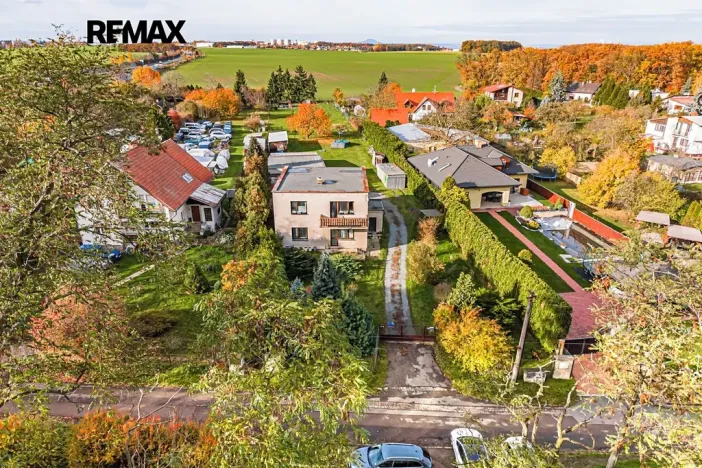 Prodej rodinného domu, Panenské Břežany, K dálnici, 202 m2