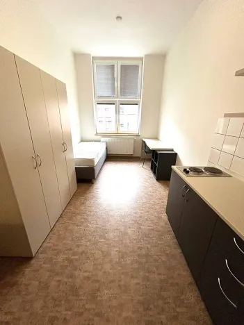 Pronájem bytu 1+kk, Praha - Smíchov, Křížová, 23 m2