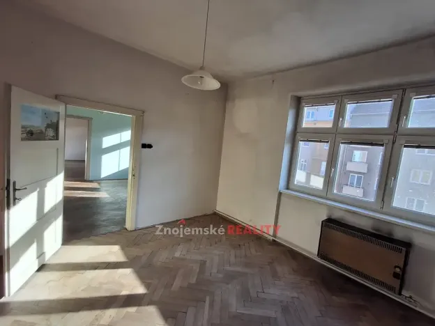 Prodej bytu 4+1, Znojmo, 17. listopadu, 100 m2