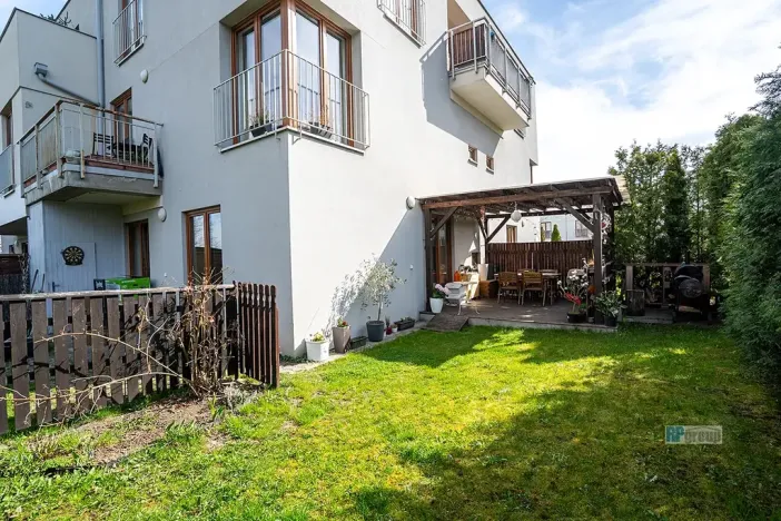 Pronájem bytu 2+kk, Zbuzany, Lomená, 45 m2