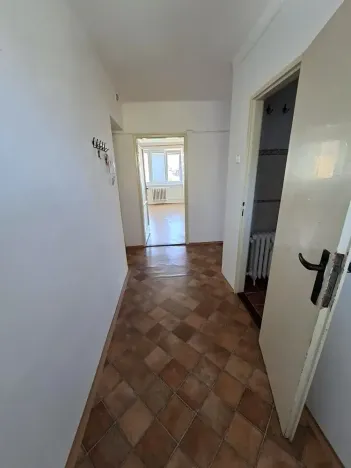 Pronájem bytu 2+1, Praha - Hloubětín, Chvalská, 57 m2