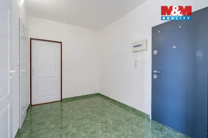 Prodej bytu 2+1, Milovice - Boží Dar, Krátká, 46 m2