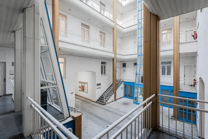 Pronájem kanceláře, Praha - Nové Město, Krakovská, 146 m2