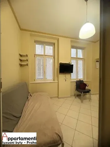 Pronájem bytu 3+kk, Praha - Nové Město, Tyršova, 45 m2