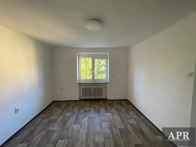 Pronájem bytu 1+1, Uherský Brod, Na Dlouhých, 29 m2