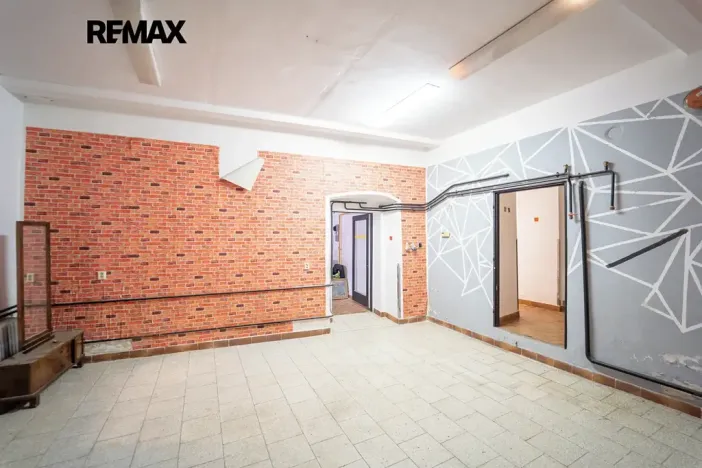 Prodej rodinného domu, Kutná Hora, Jungmannovo náměstí, 200 m2