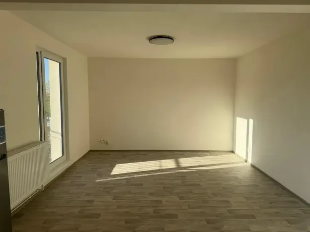 Pronájem bytu 1+kk, Nehvizdy, Vestecká, 38 m2