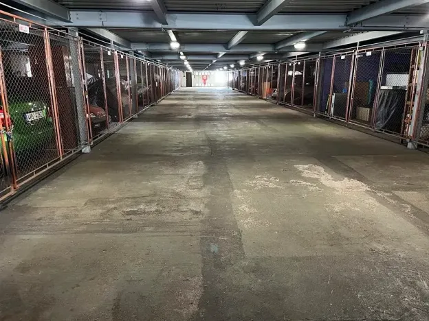 Prodej garážového stání, Hradec Králové, Mrštíkova, 12 m2