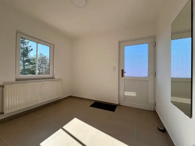 Pronájem bytu 3+1, Všetaty, 83 m2