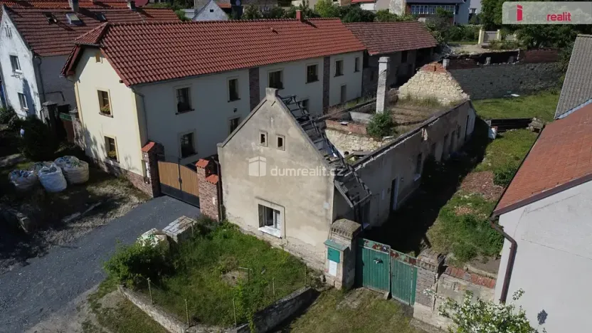 Prodej pozemku pro bydlení, Peruc, Na Karlově, 684 m2