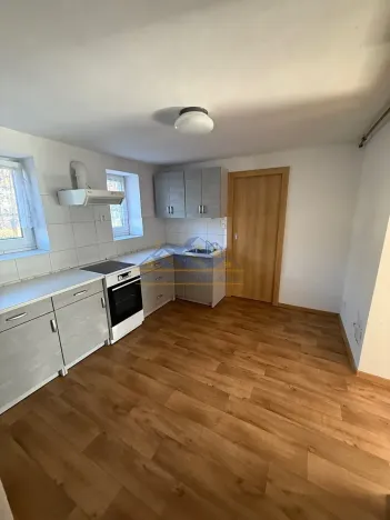 Pronájem bytu 2+1, Hořovice, Klostermannova, 52 m2