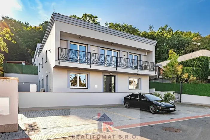 Pronájem rodinného domu, Praha - Komořany, Pod lesem, 127 m2