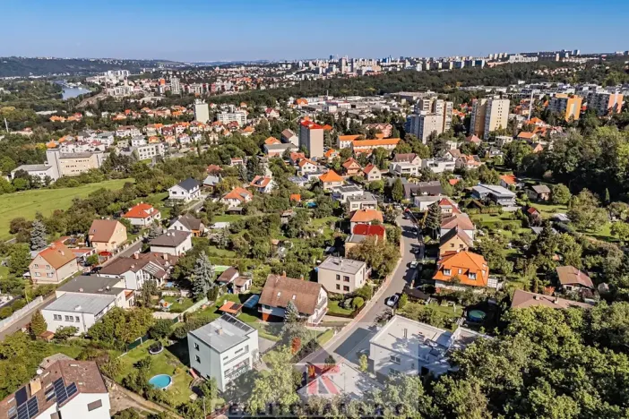 Pronájem rodinného domu, Praha - Komořany, Pod lesem, 127 m2