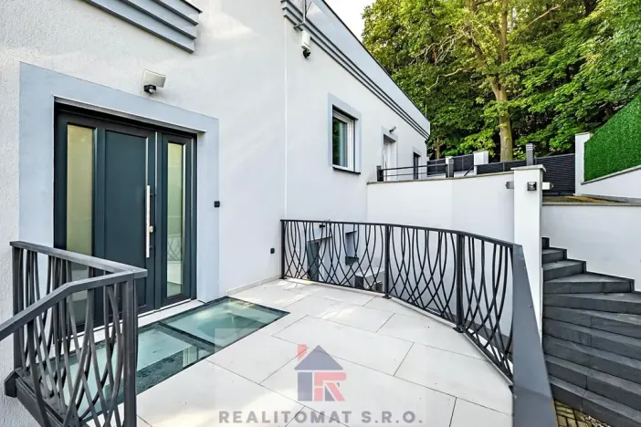 Pronájem rodinného domu, Praha - Komořany, Pod lesem, 127 m2