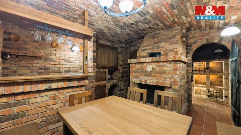 Prodej rodinného domu, Chrast - Podlažice, 280 m2