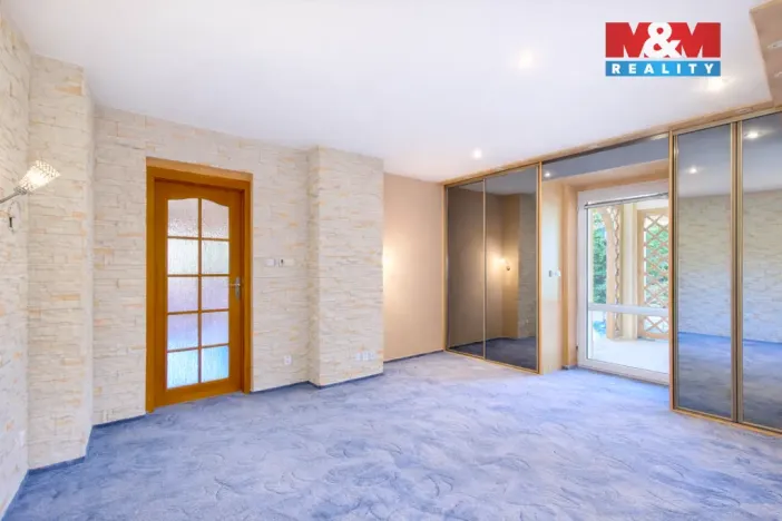 Prodej rodinného domu, Chrast - Podlažice, 280 m2