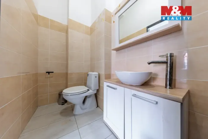 Prodej rodinného domu, Hroznětín, Mlýnská, 327 m2