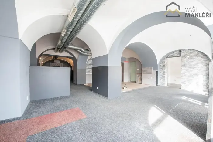 Prodej vícegeneračního domu, Ledeč nad Sázavou, Husovo náměstí, 525 m2